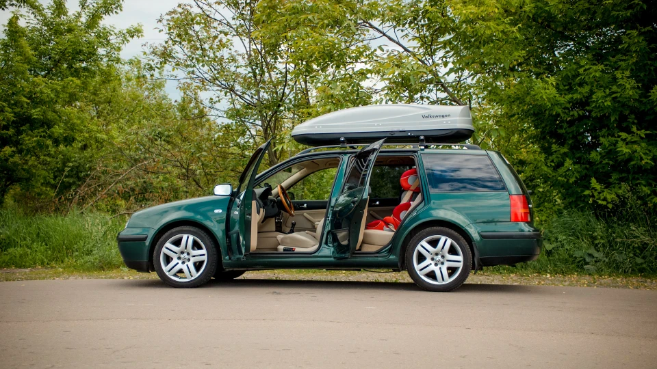 Volkswagen Golf Variant Kombiwagen 4