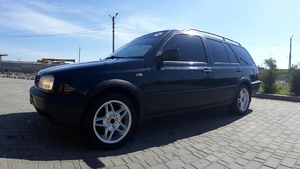 Volkswagen Golf Variant *NERVE2* 5