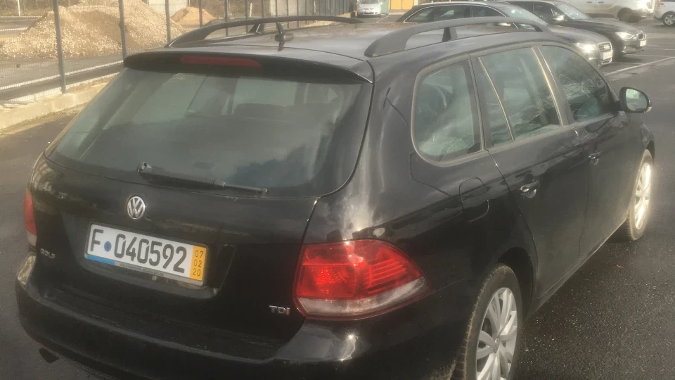 Volkswagen Golf Variant Ранений, але не вбитий 2