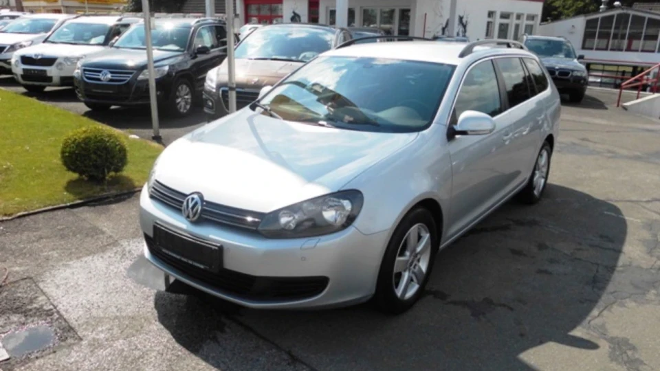 Volkswagen Golf Variant "Silver Bullet" 2