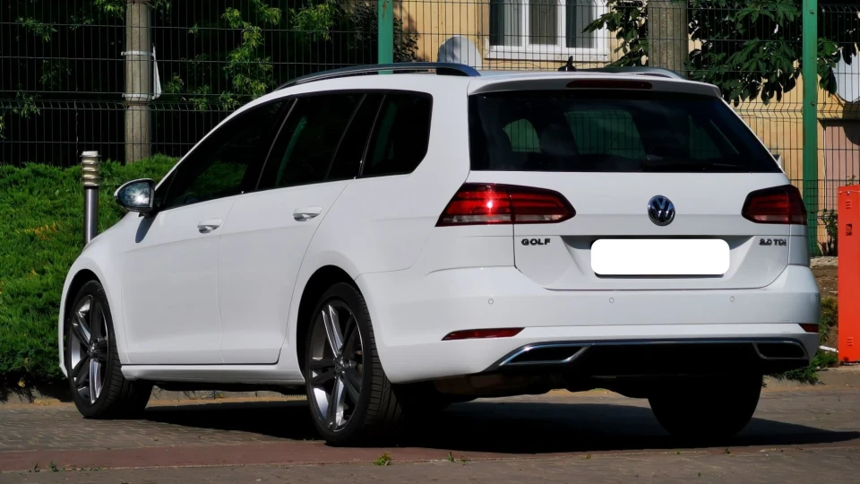 Volkswagen Golf Variant СНІЖОК 3