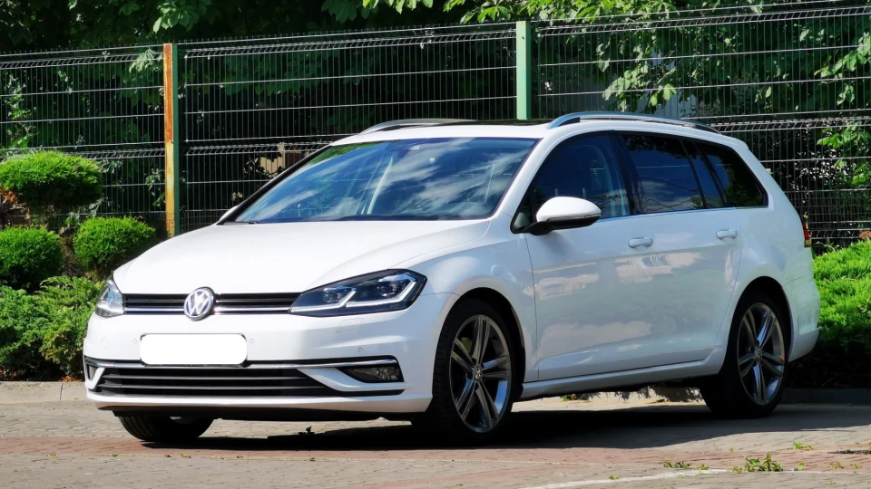 Volkswagen Golf Variant СНІЖОК 4