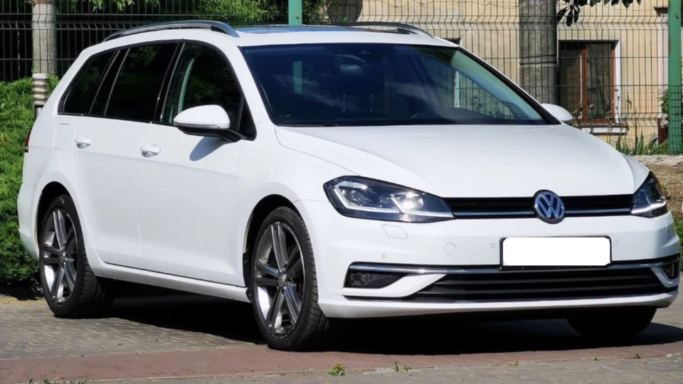 Volkswagen Golf Variant СНІЖОК 5