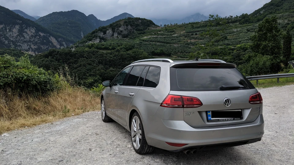 Volkswagen Golf Variant SportWagen 2