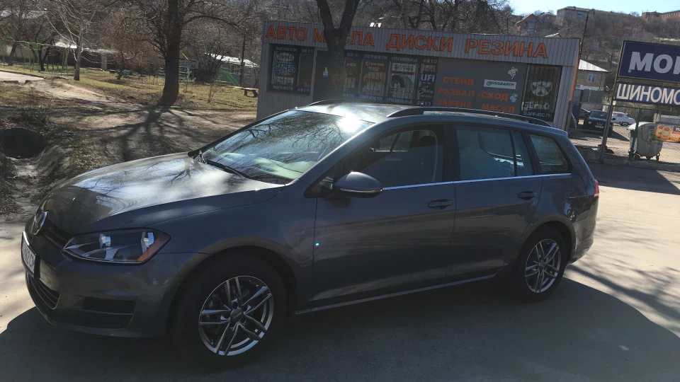 Volkswagen Golf Variant TDI 2