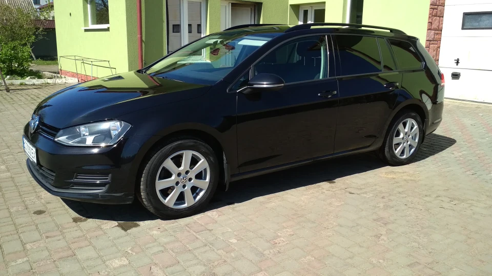Volkswagen Golf Variant VII 1.6 TDI Bluemotion 2