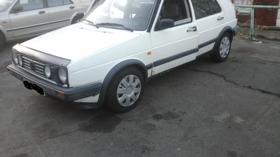 Volkswagen Golf 2
