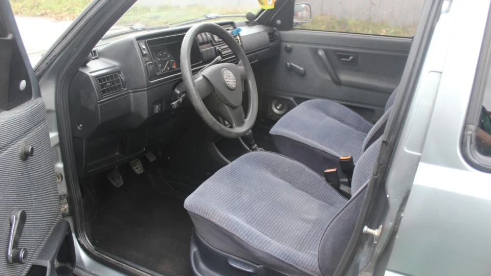 Volkswagen Golf 2