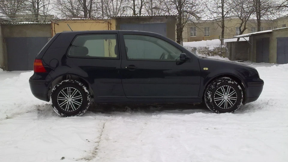 Volkswagen Golf 2