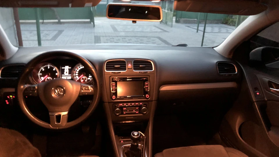 Volkswagen Golf 2