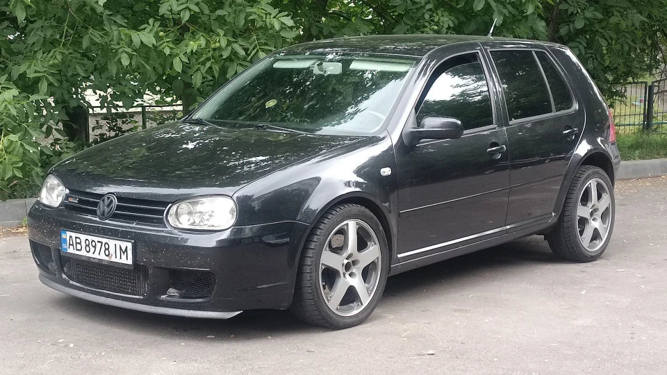 Volkswagen Golf 2