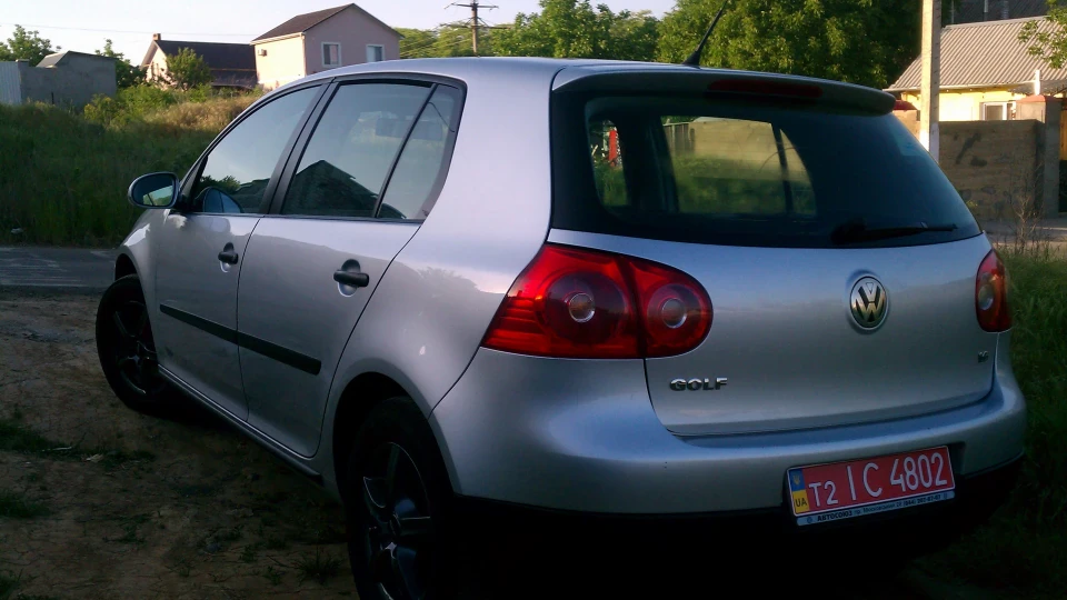 Volkswagen Golf 2