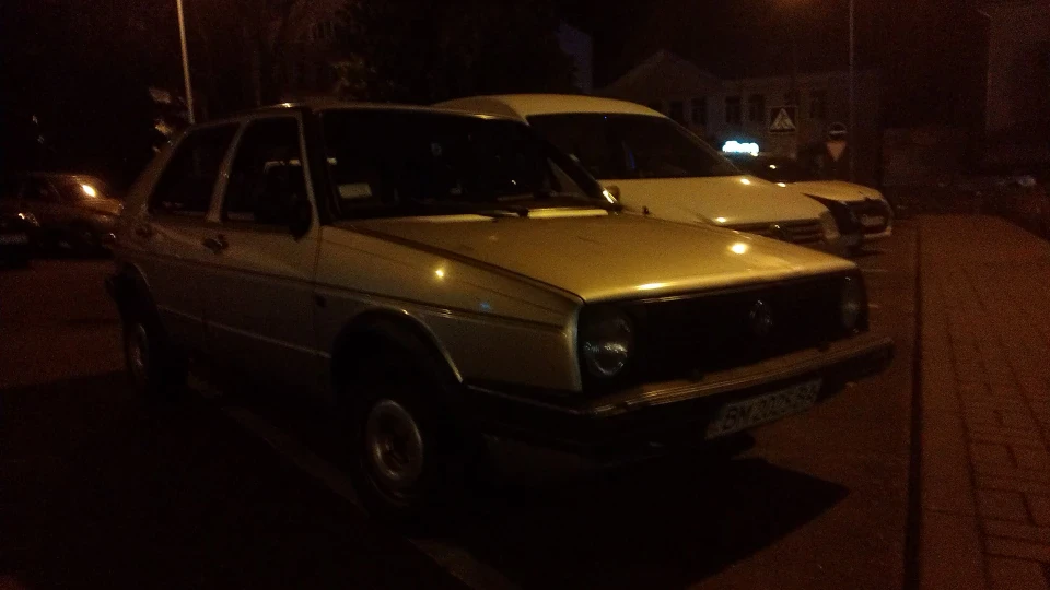 Volkswagen Golf 2