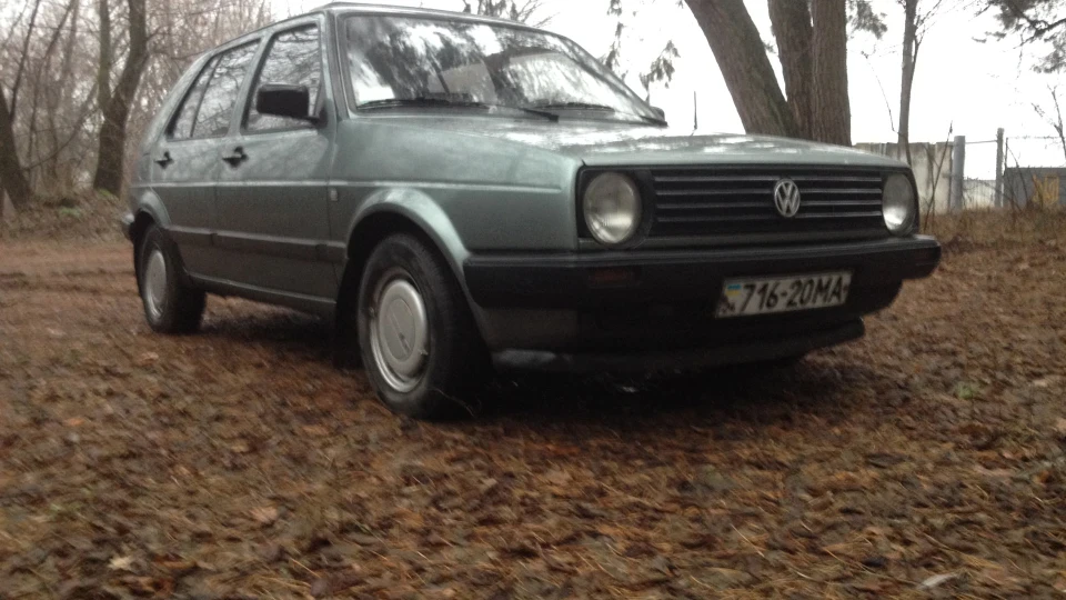 Volkswagen Golf 2