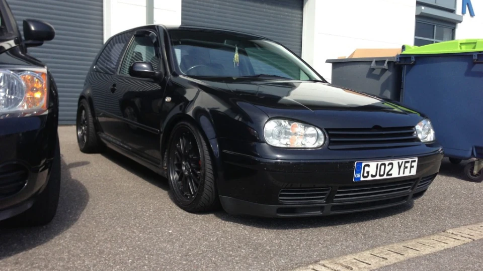 Volkswagen Golf 2