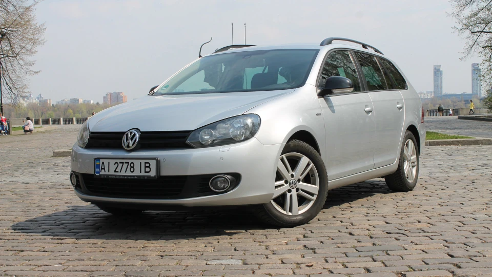 Volkswagen Golf 2
