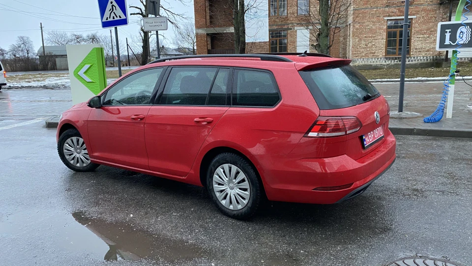 Volkswagen Golf 2