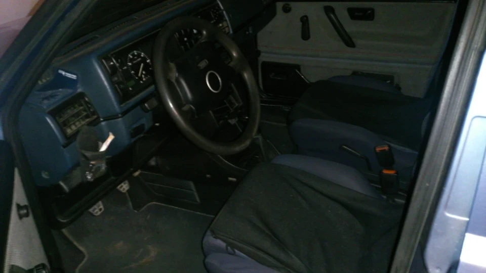 Volkswagen Golf 2
