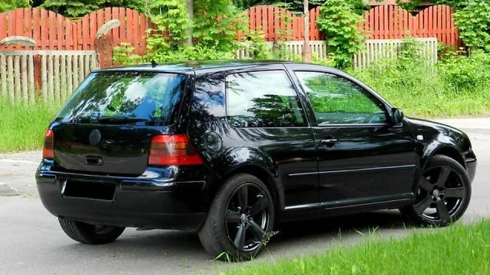 Volkswagen Golf 2