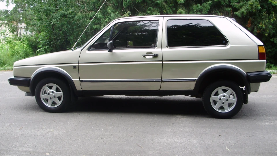 Volkswagen Golf 2