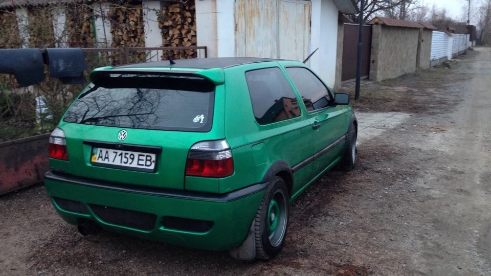 Volkswagen Golf 2