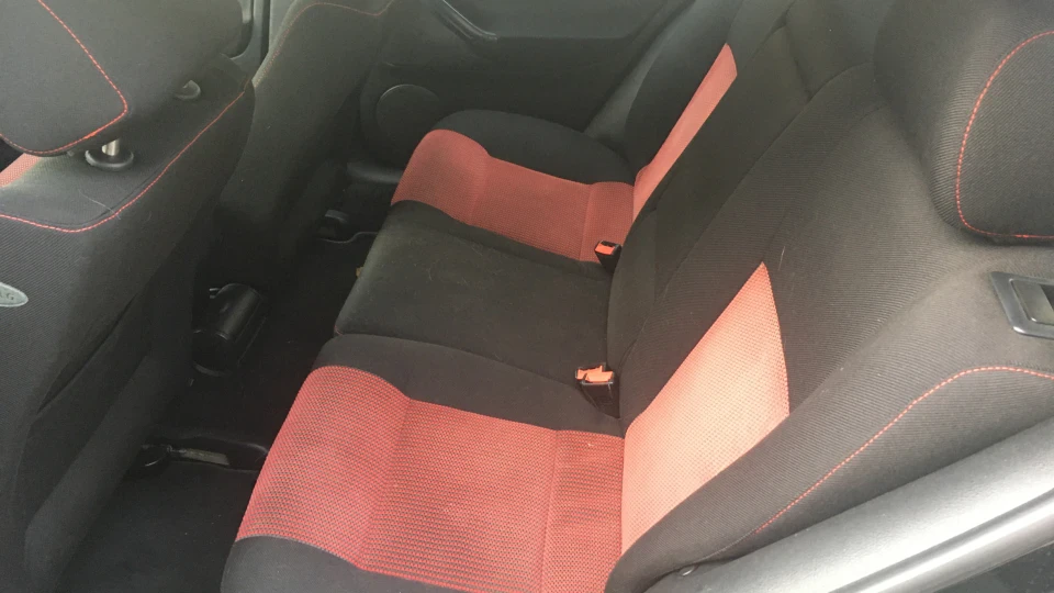 Volkswagen Golf 2