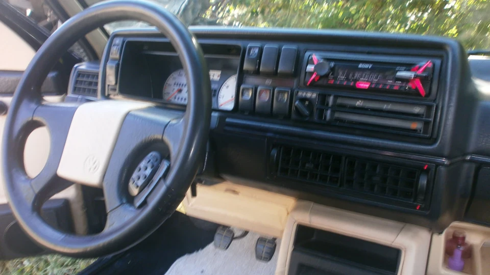 Volkswagen Golf 2