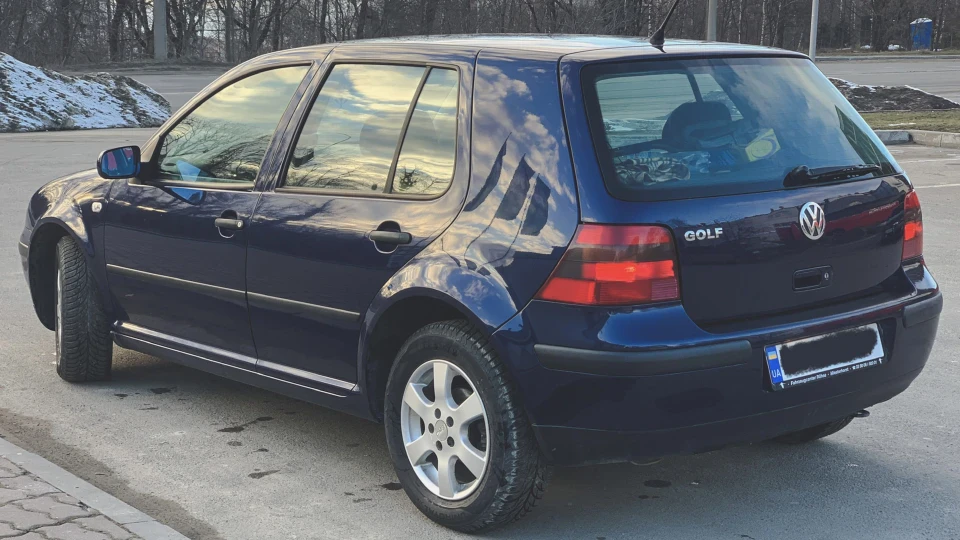 Volkswagen Golf