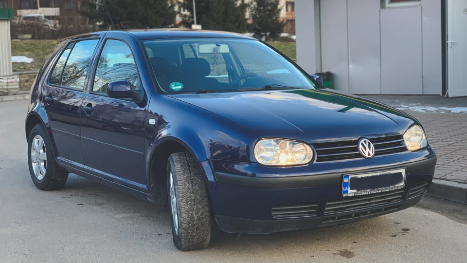 Volkswagen Golf 2