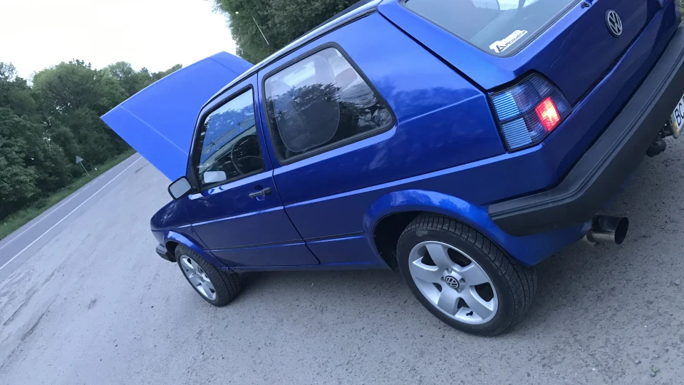 Volkswagen Golf 2