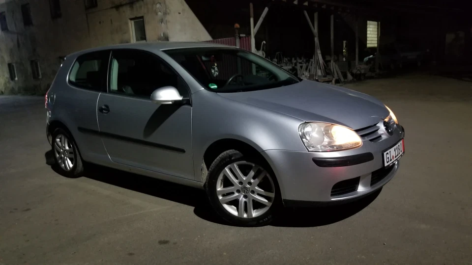 Volkswagen Golf 2