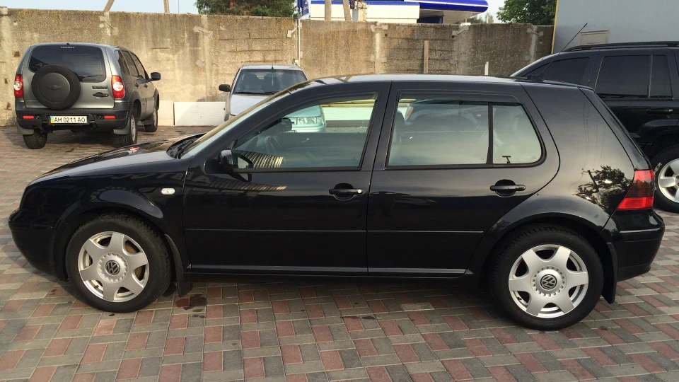 Volkswagen Golf 2