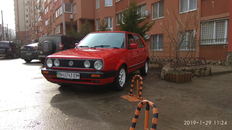 Volkswagen Golf 1.3 ==> 2.0 Red_Enigma 5