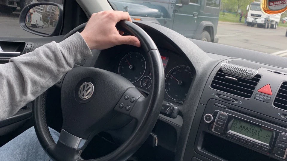 Volkswagen Golf 1.4 BUD 2