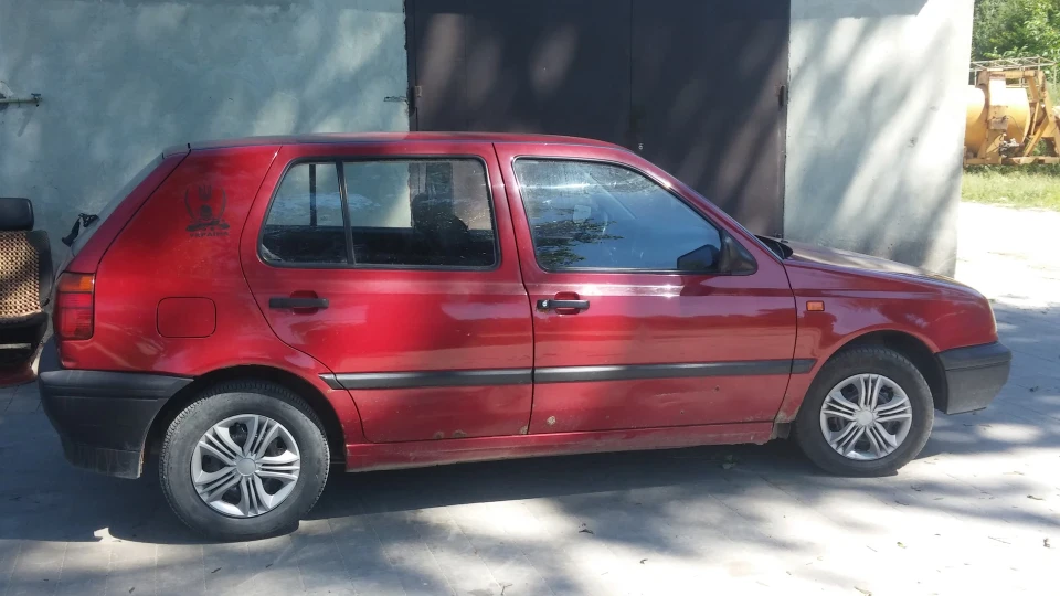 Volkswagen Golf 1,4 дідусь 3