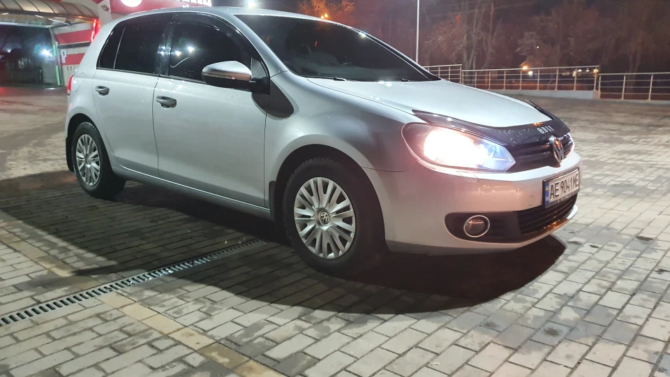 Volkswagen Golf 1.4 TSI 2