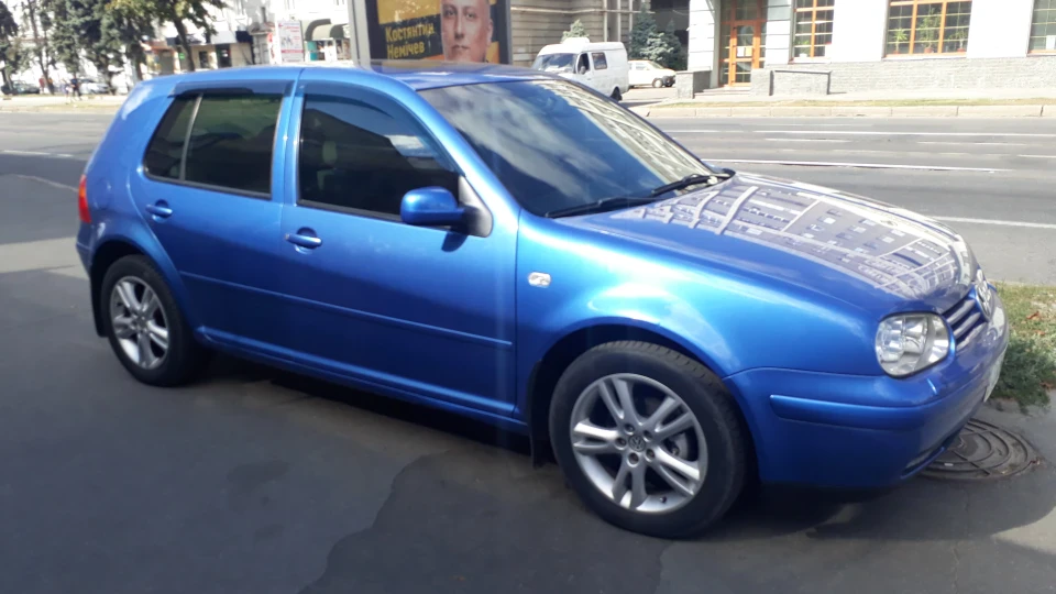 Volkswagen Golf 1.6 16v AUS Generation