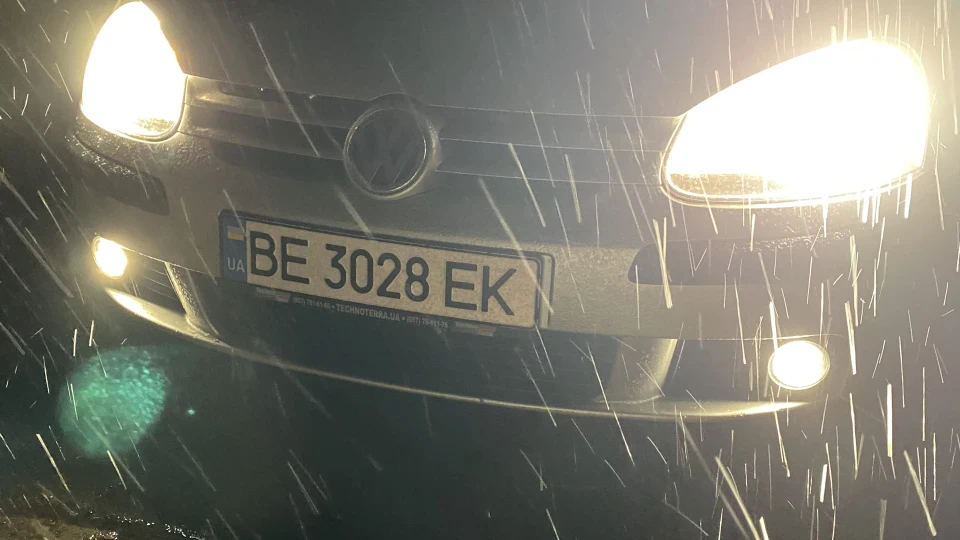 Volkswagen Golf 1,6 BSE 4