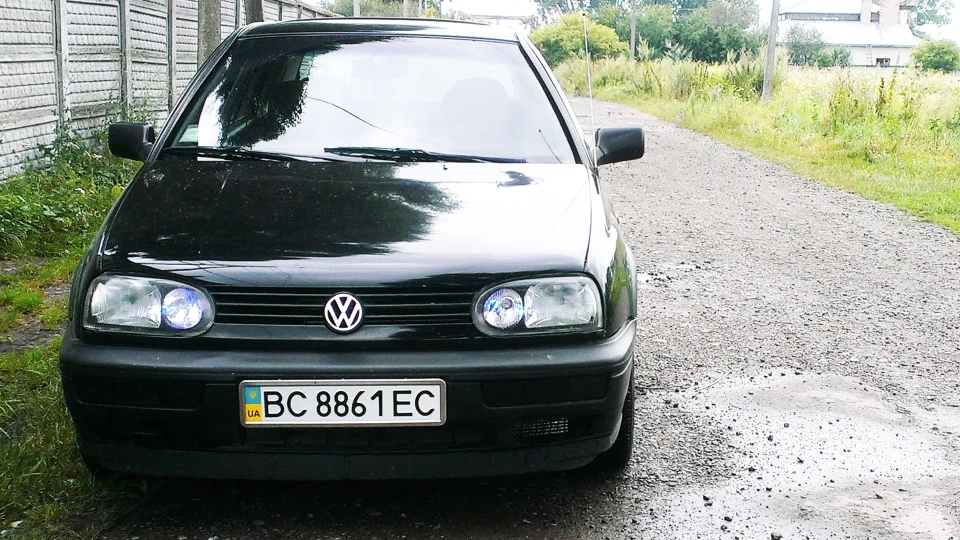 Volkswagen Golf 1.6 CL 3