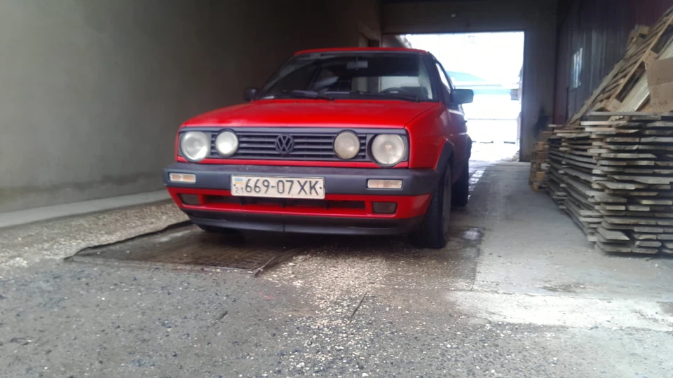 Volkswagen Golf 1.6 RF Red хетч - 2 2