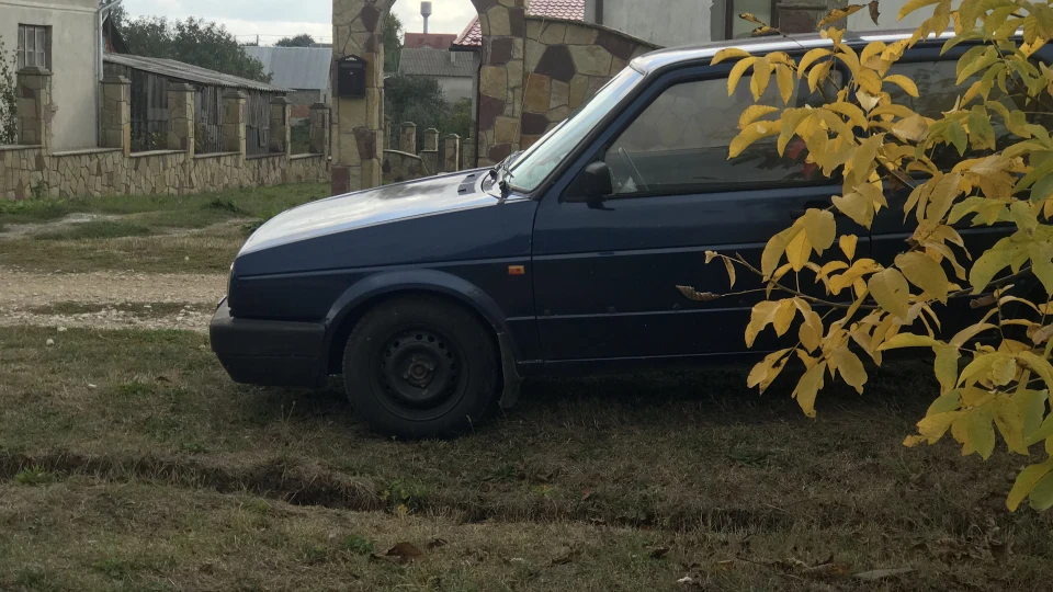 Volkswagen Golf 1.6 TD 2