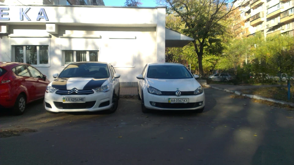 Volkswagen Golf 1,6 TDI Біляш 2