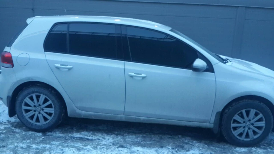 Volkswagen Golf 1.6 TDI DSG 7 Гольфуан 3