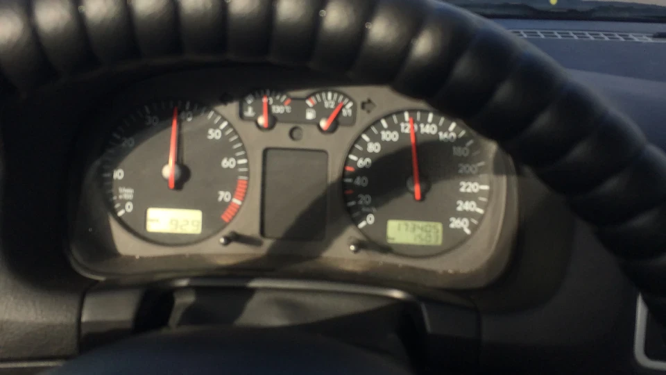 Volkswagen Golf 1.6 3