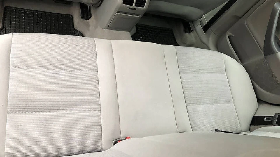Volkswagen Golf 1.6FSI 3