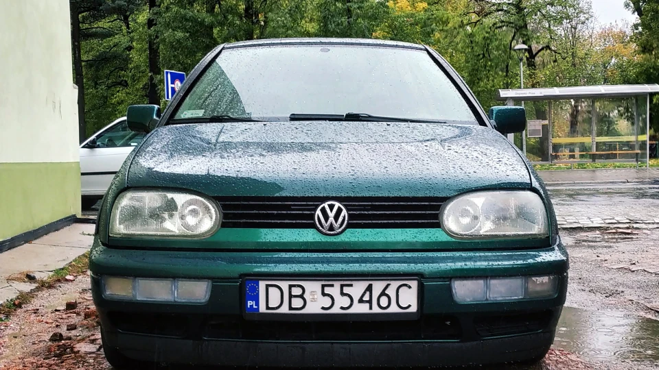 Volkswagen Golf 1.8 4*4 s-line 5