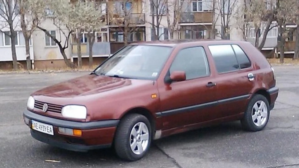 Volkswagen Golf 1.8 GL 4