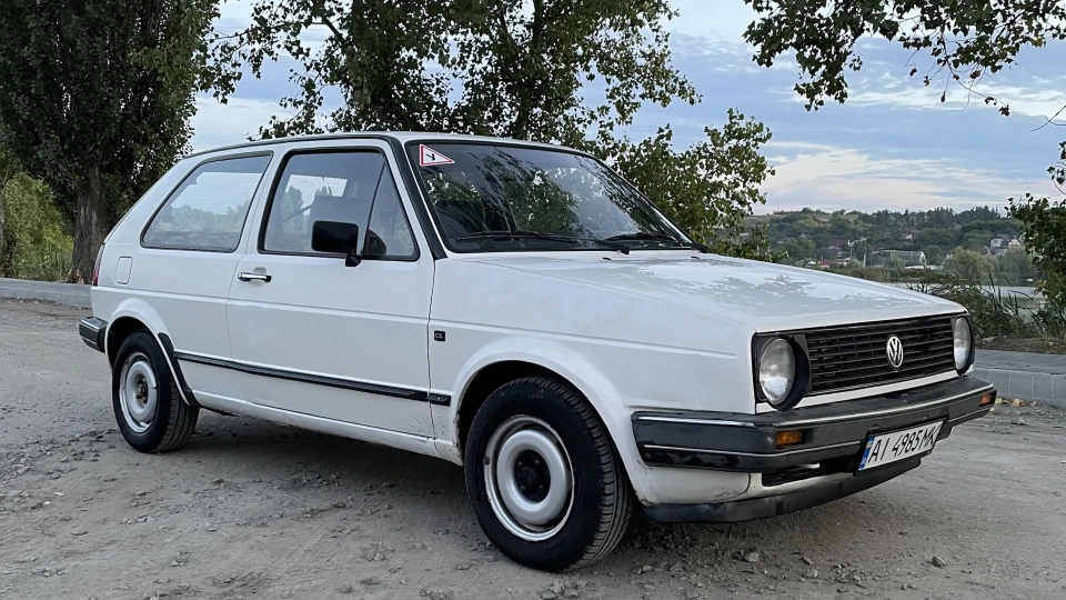 Volkswagen Golf 1.8 GX Перша.