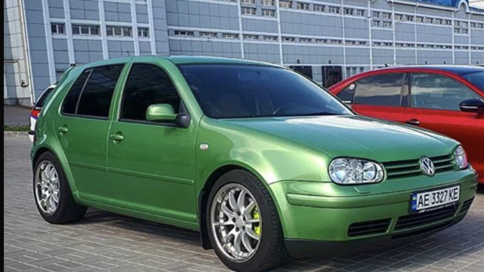 Volkswagen Golf 1.8t GTI 2