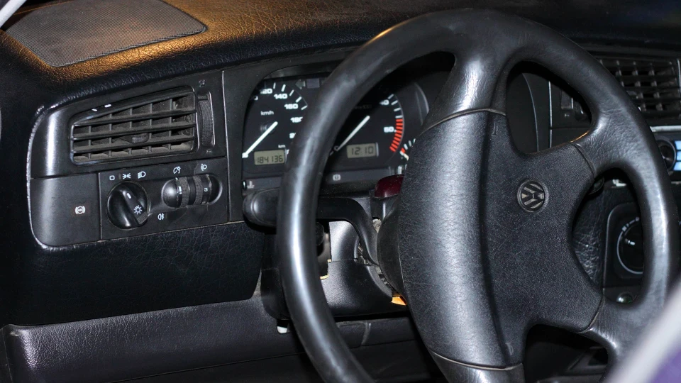Volkswagen Golf 1.9 TDI 1Z Продав 3